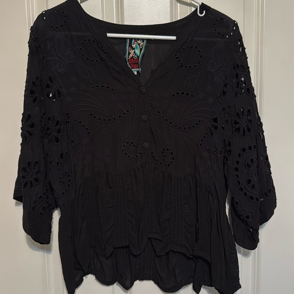 Johnny Was Embroidered Eyelet Blouse size small